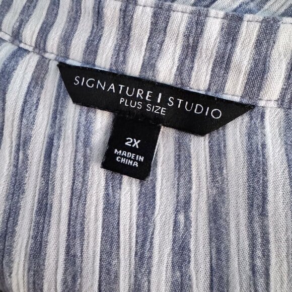 SIGNATURE STUDIO Plus  Blue White Embroidered Floral Stripe Boho Blouse Top 2X - Picture 2 of 8